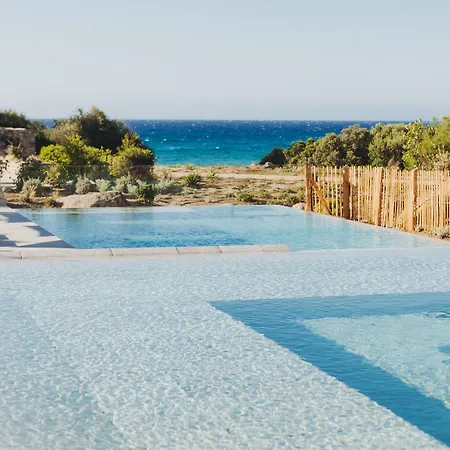 Casa Paradisu LʼÎle-Rousse