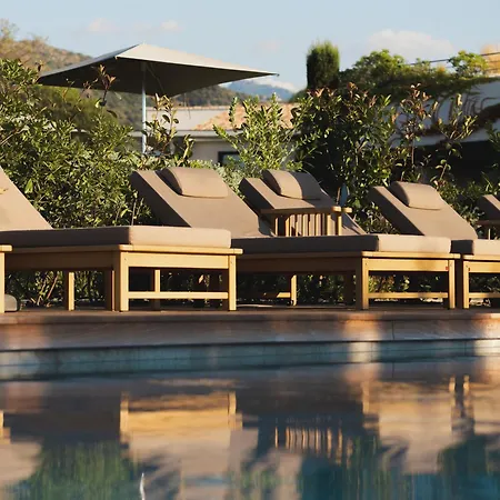 Casa Paradisu LʼÎle-Rousse